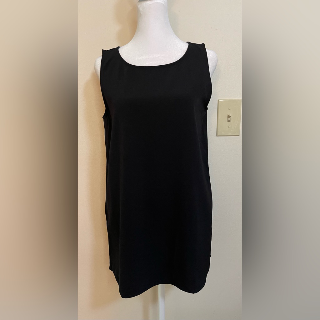 Ann Taylor Factory Women’s Black Sleeveless Tank Top Blouse Size Small.